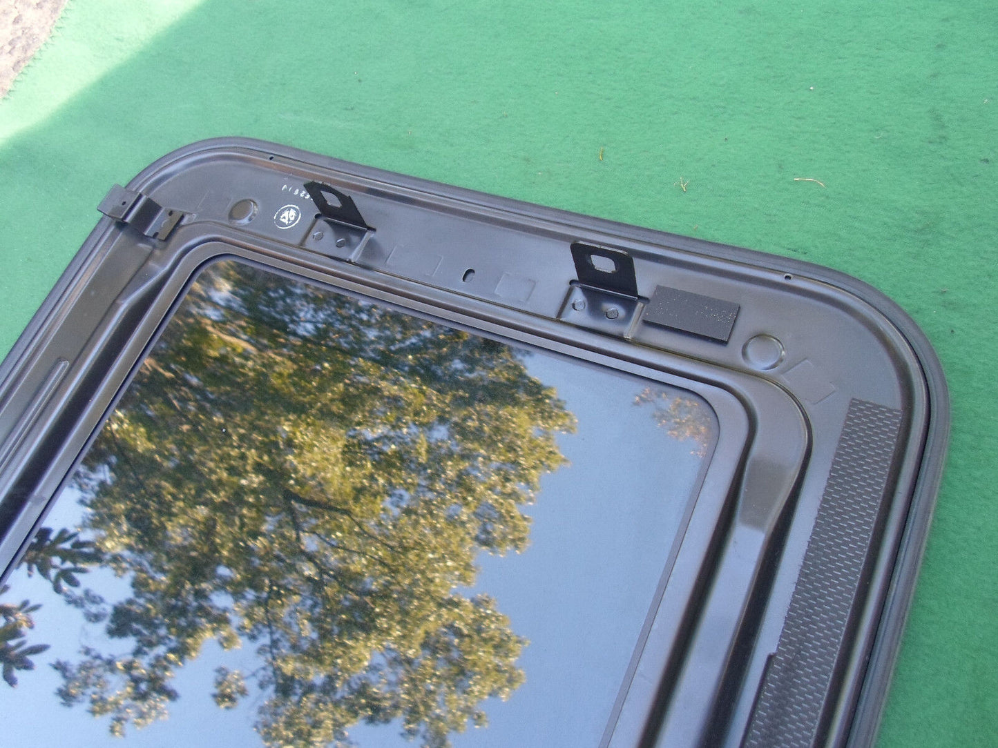 2004 - 2011 MAZDA RX8 RX-8 SUNROOF GLASS PANEL FACTORY OEM FREE SHIPPING! - RarePartsFinder.Com