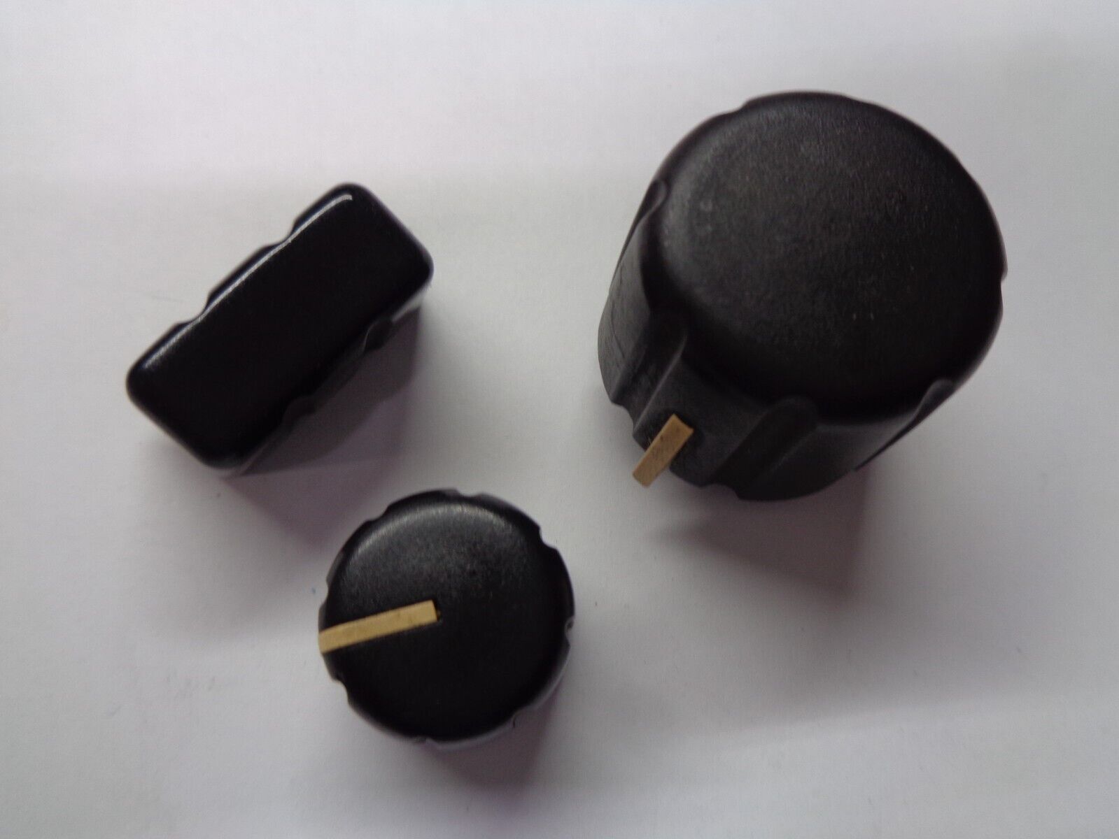 1987 VOLVO 240 OEM AC HEATER HVAC CLIMATE CONTROL KNOB SET FREE SHIPPING! - RarePartsFinder.Com