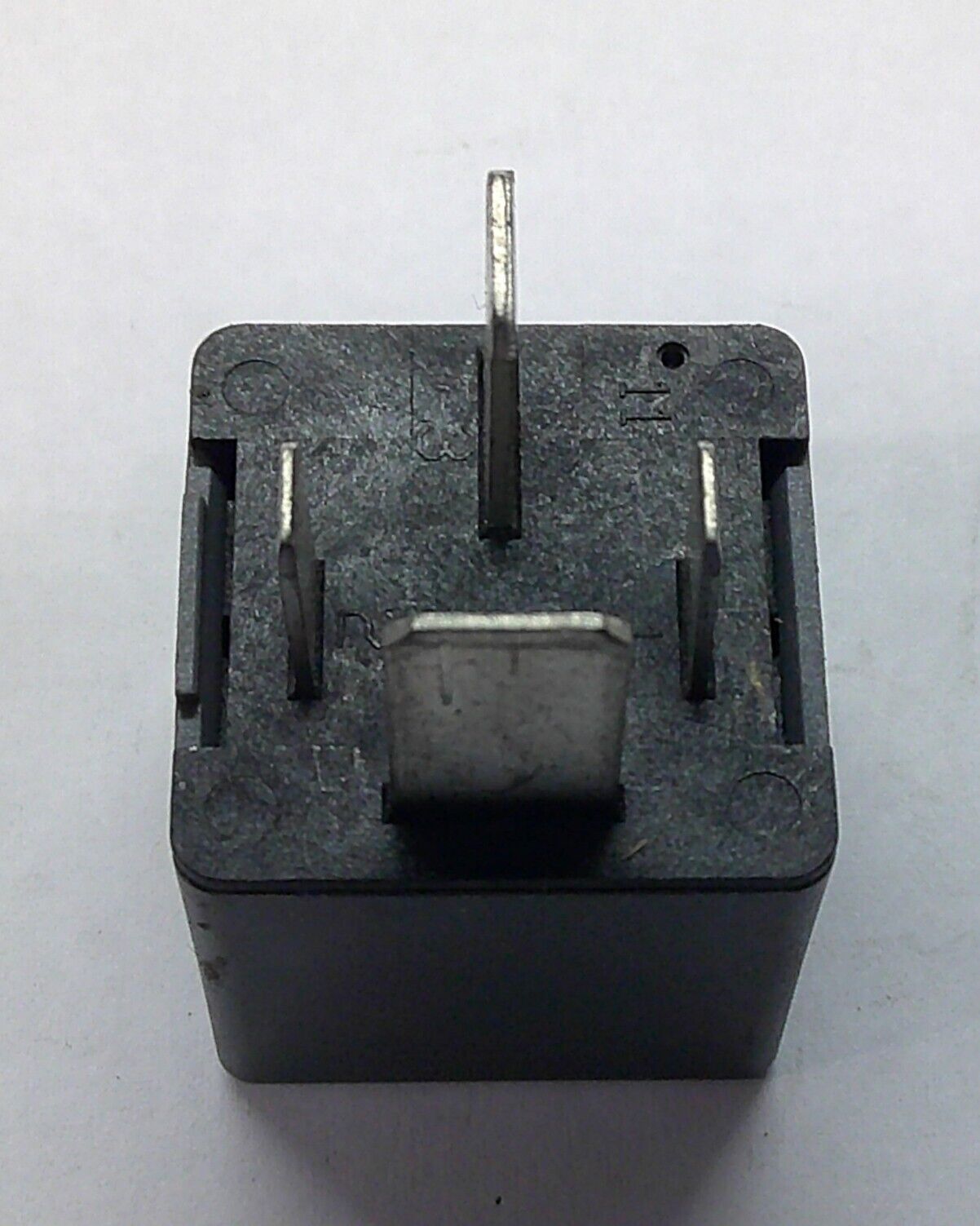 USA SELLER GM OEM OMRON RELAY 5810-0203 YEAR WARRANTY TESTED FREE SHIP GM12 - RarePartsFinder.Com