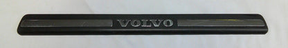 2001 - 2016 VOLVO S60 FRONT PASSENGER DOOR SILL PLATE MOLDING SCUFF B2 - RarePartsFinder.Com