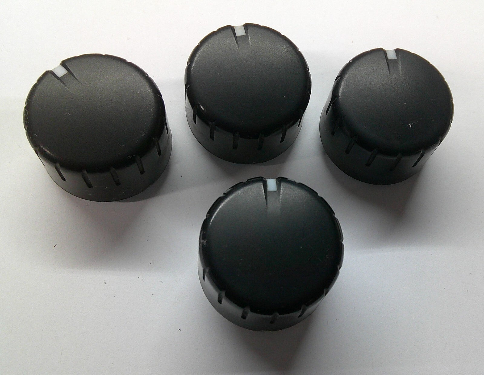 2004 - 2010 TOYOTA SIENNA AC HEATER CLIMATE CONTROL KNOB SET OEM