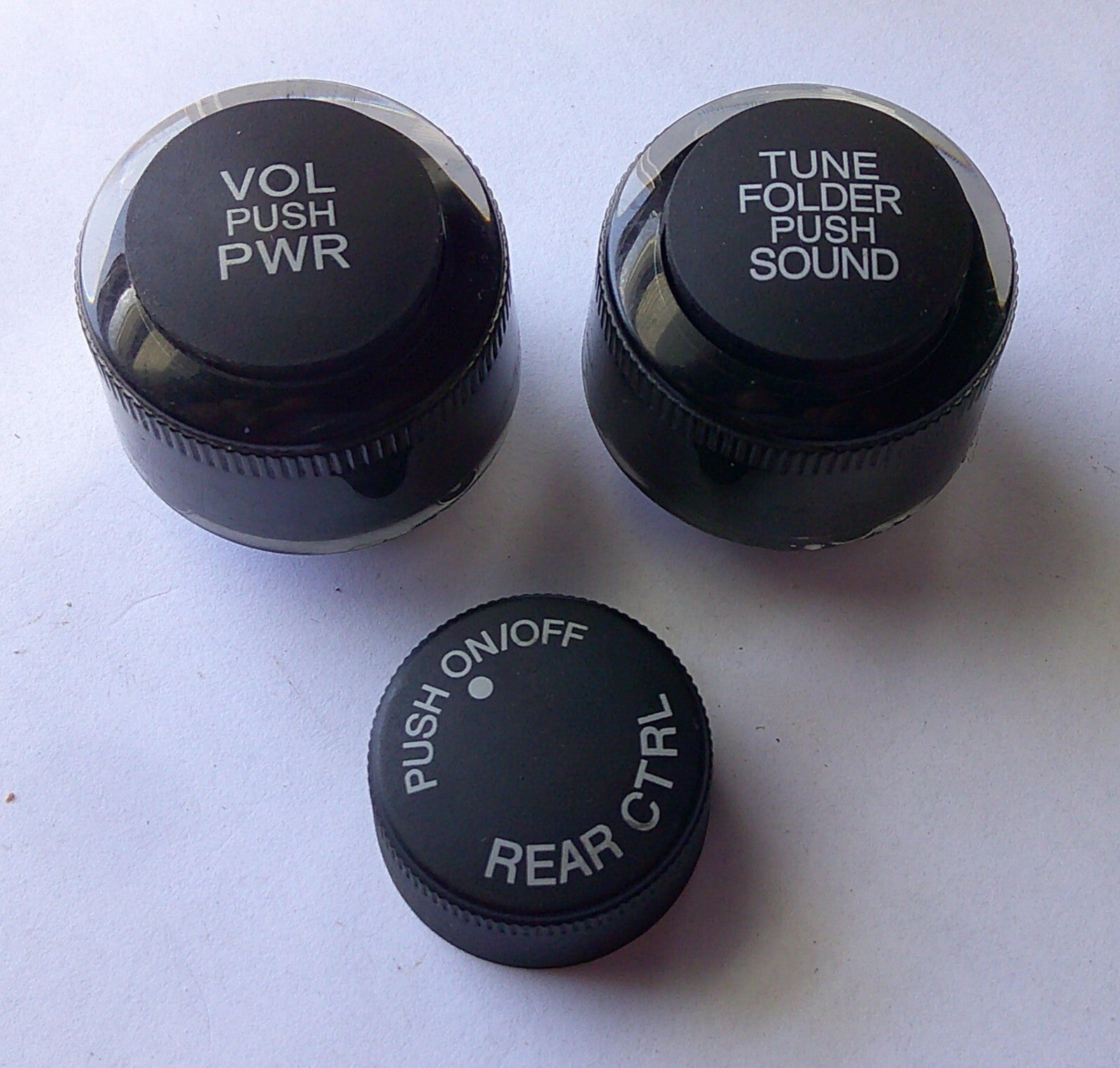 2005 - 2010 HONDA ODYSSEY STEREO RADIO TUNER KNOB SET FREE SHIPPING! - RarePartsFinder.Com