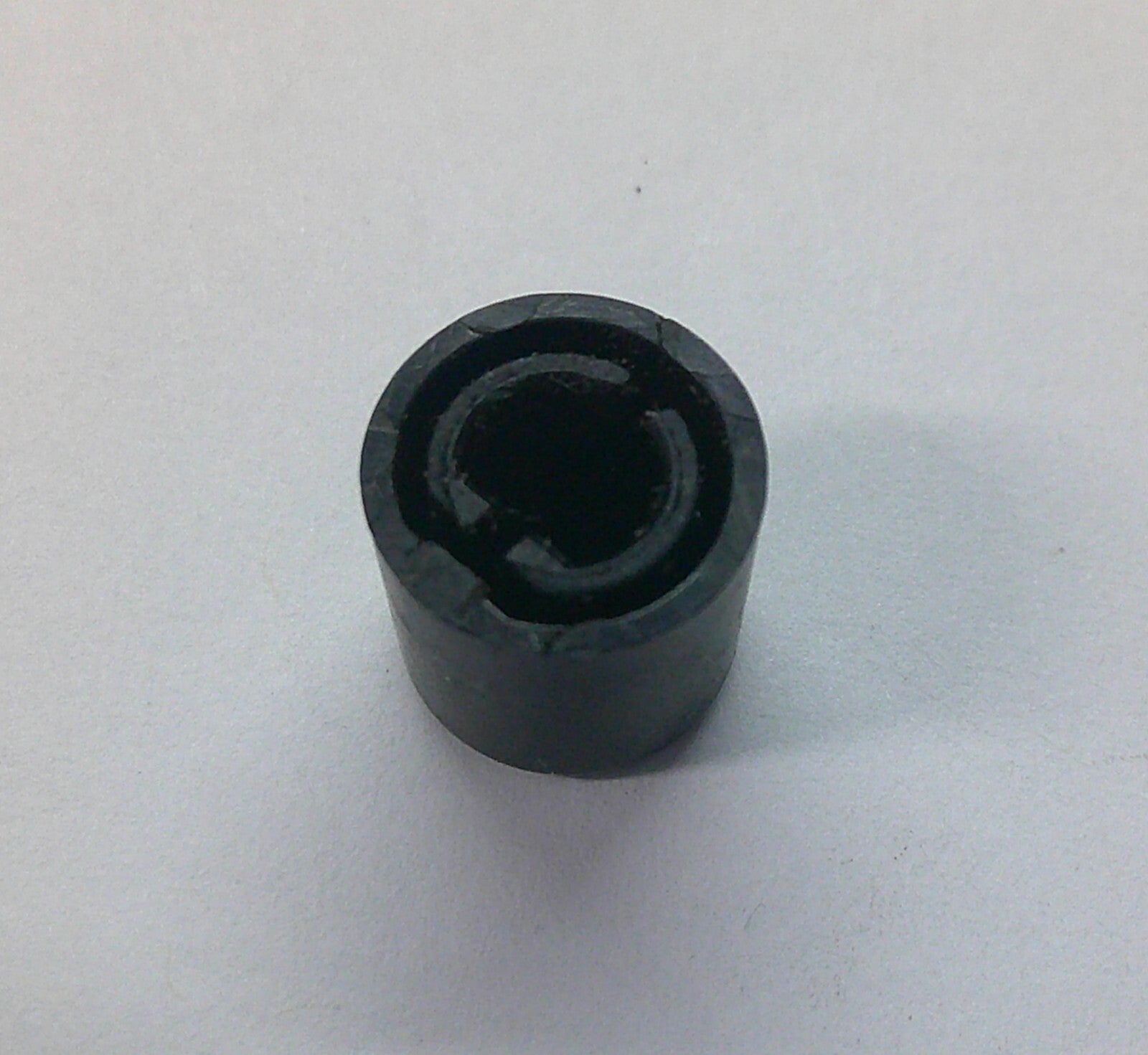 2004 VOLKSWAGON JETTA RADIO STEREO TUNER EQUALIZIER CONTROL KNOB OEM - RarePartsFinder.Com