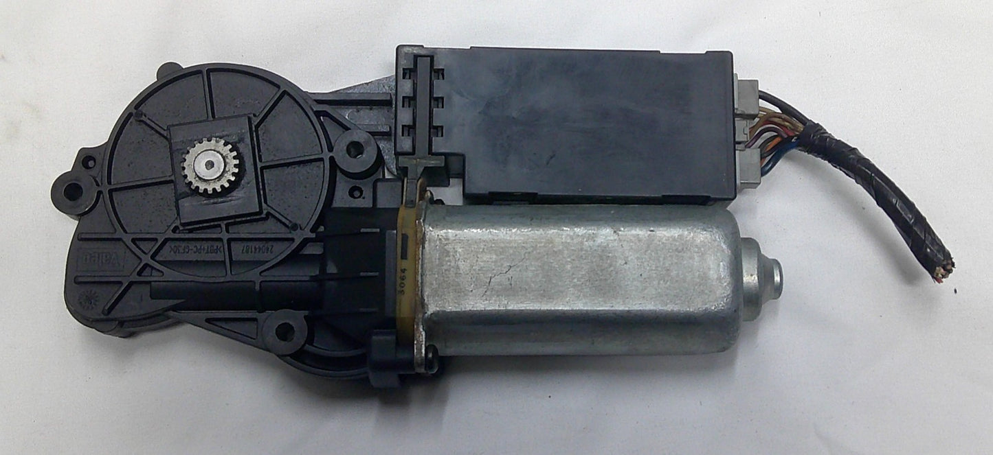 2005 - 2011 CADILLAC STS SUNROOF MOTOR  22756140  15893852, 25910208 SM3