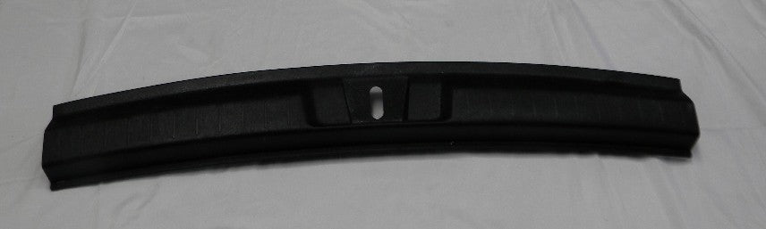 2011 - 2015 Dodge Journey Black OEM Trunk Scuff Sill Cover Trim 1BE73DX9AB M3