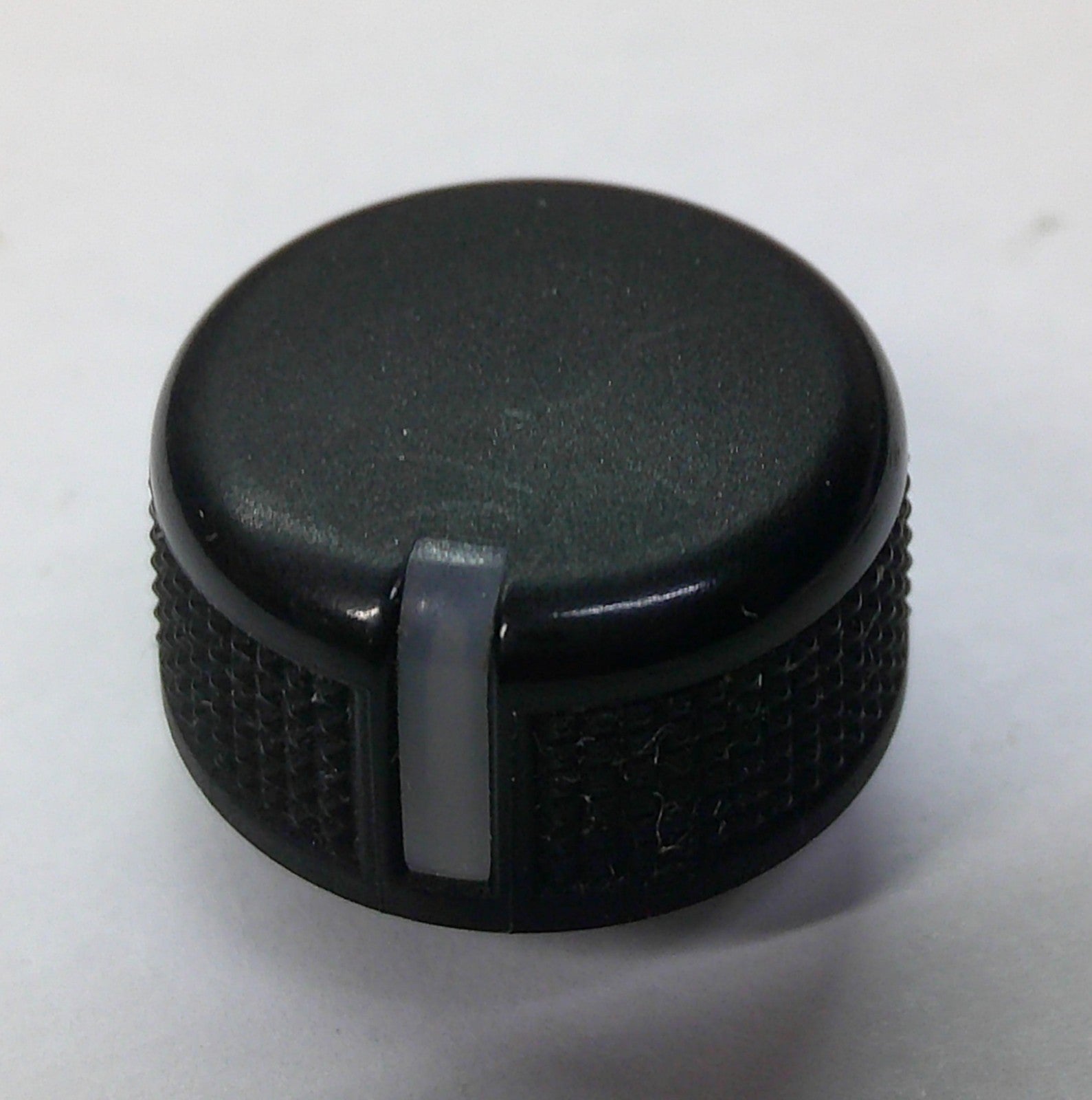 2011 TOYOTA YARIS RADIO STEREO TUNER VOLUME KNOB GENUINE OEM - RarePartsFinder.Com