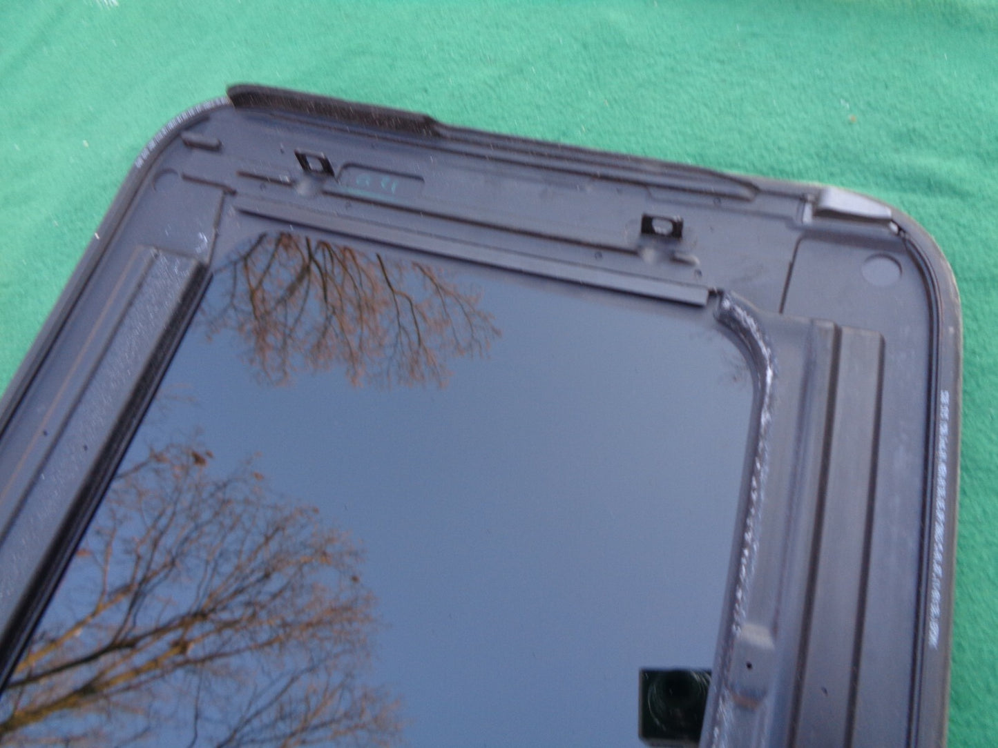 2013 YEAR SPECIFIC BUICK VERANO OEM FACTORY SUNROOF GLASS