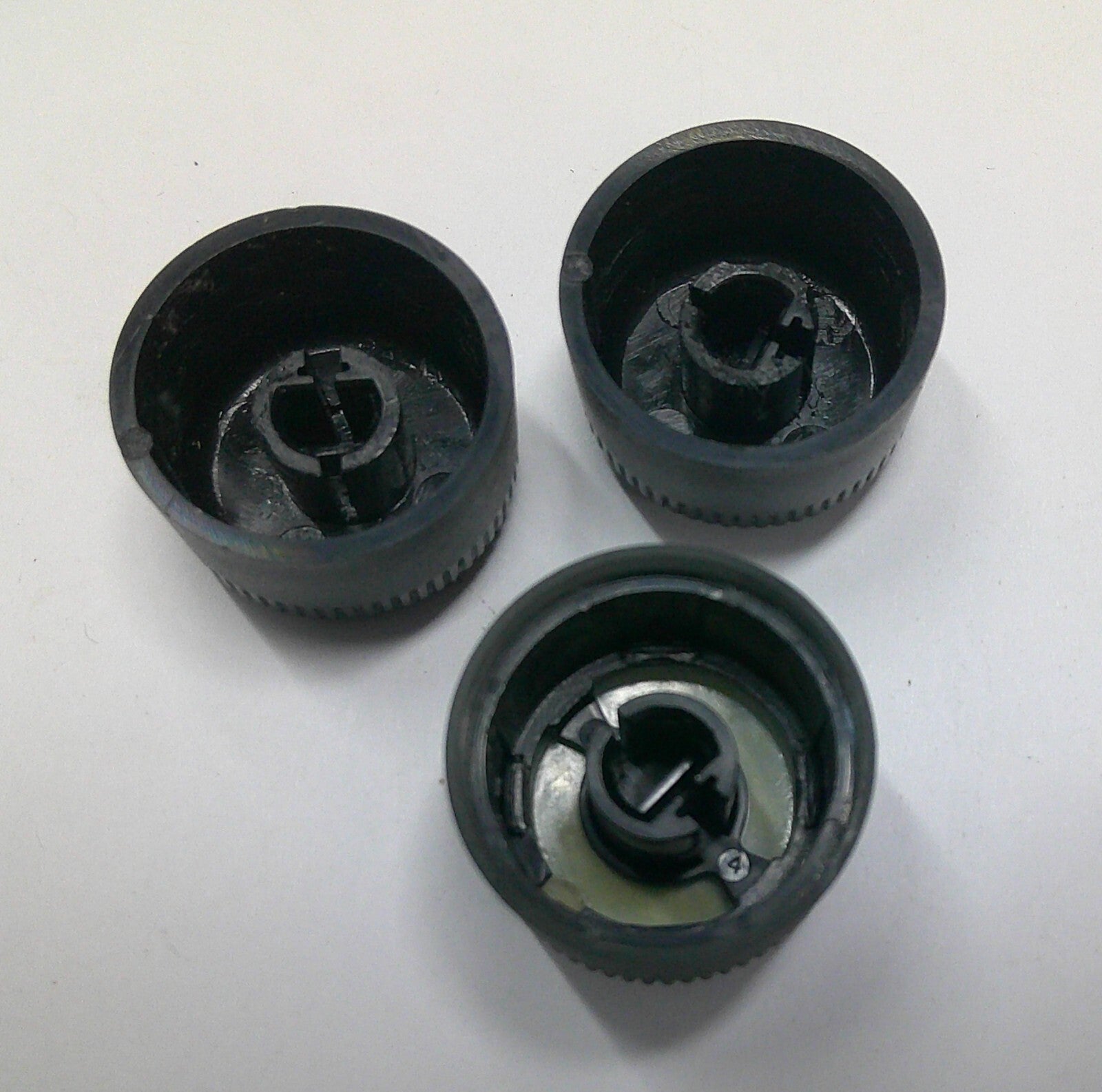 2005 - 2010 HONDA ODYSSEY STEREO RADIO TUNER NAVIGATION KNOB SET FREE SHIPPING! - RarePartsFinder.Com