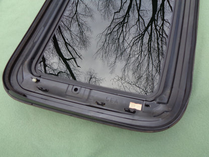 2005 ACURA TSX YEAR SPECIFIC SUNROOF GLASS FACTORY OEM NO ACCIDENT FREE SHIPPING