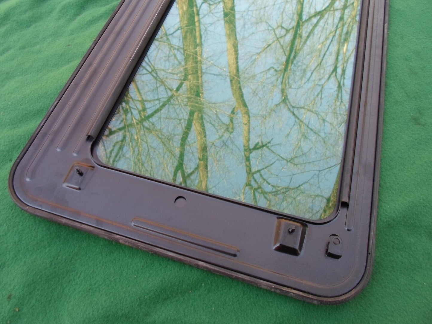 1999 INFINITI I30 YEAR SPECIFIC OEM SUNROOF GLASS NO ACCIDENT! FREE SHIPPING!