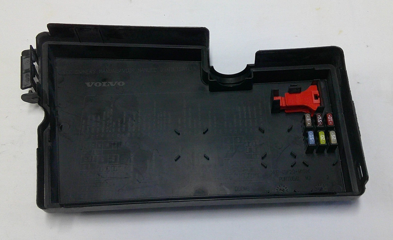 Genuine Volvo Fuse Box Relay Cover 30728347 318818309 C30 C70 S40 V50 OEM R2 - RarePartsFinder.Com