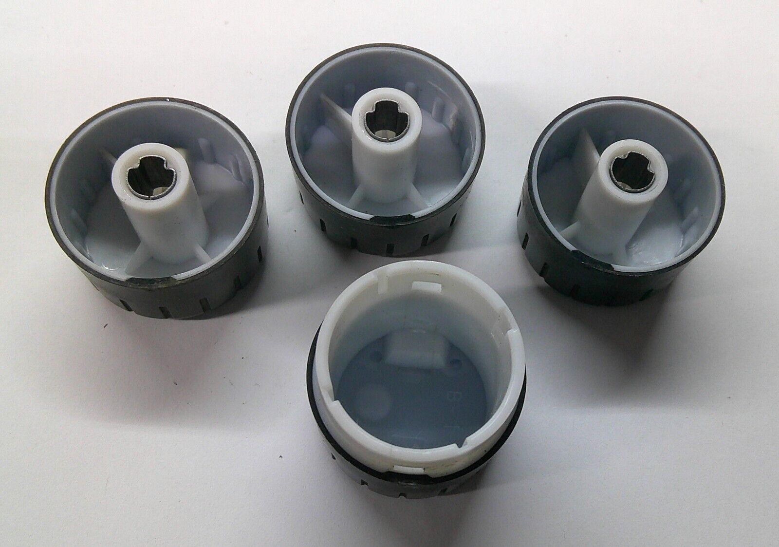 04 05 06 TOYOTA SIENNA AC HEATER CLIMATE CONTROL KNOB SET OEM FREE SHIPPING! - RarePartsFinder.Com