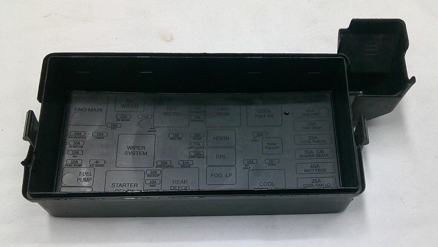2005 Chevy Equinox Engine Fuse Relay Box Cover Lid Cap Only OEM R2 - RarePartsFinder.Com