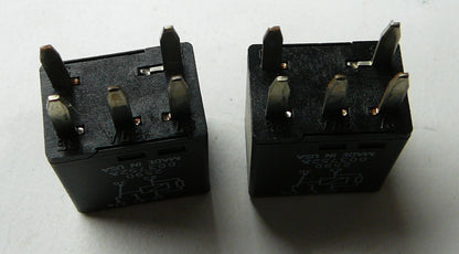 SIEMENS RELAY SET 56049018AB 72472V / M / W OEM TESTED 1 YEAR WARRANTY C1
