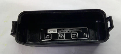 2001 - 2007 TOYOTA HIGHLANDER ENGINE FUSE BOX RELAY LID COVER A18