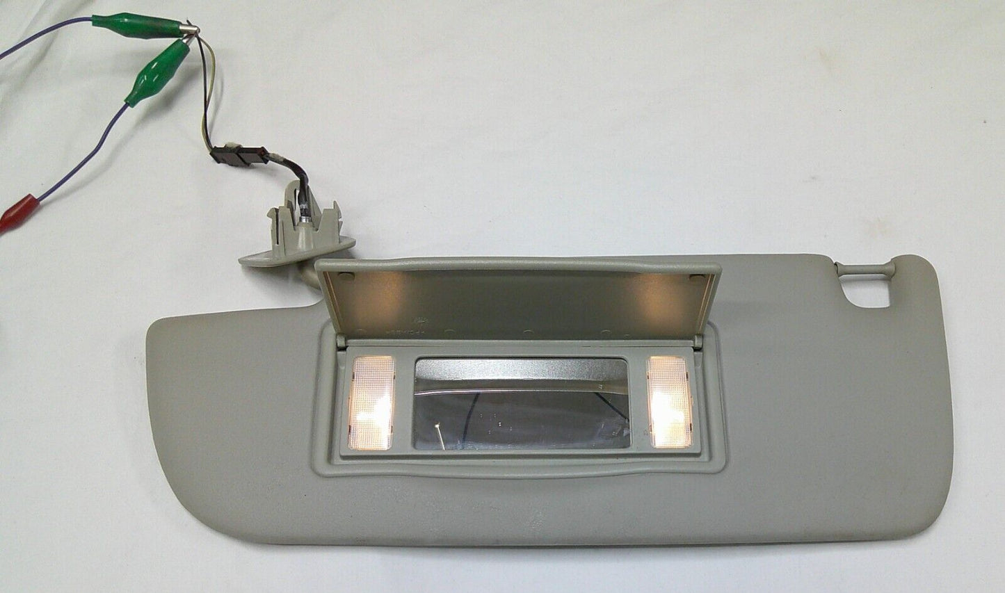 2003 - 2007 SAAB 9-3 OEM GRAY DRIVER SUN VISOR TESTED FREE SHIP B6 - RarePartsFinder.Com