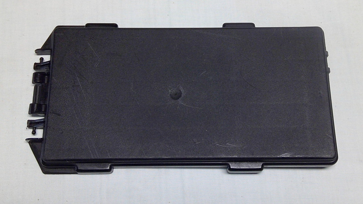 1999 - 2003 Ford F-150 Engine Relay  Fuse Cover Lid XL34-14A003-AC  B3 - RarePartsFinder.Com
