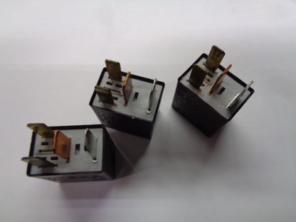 LOT OF 3 TOYOTA  RELAY 90084-98025 BOSCH TESTED 1 YEAR WARRANTY FREE SHIPPING T1