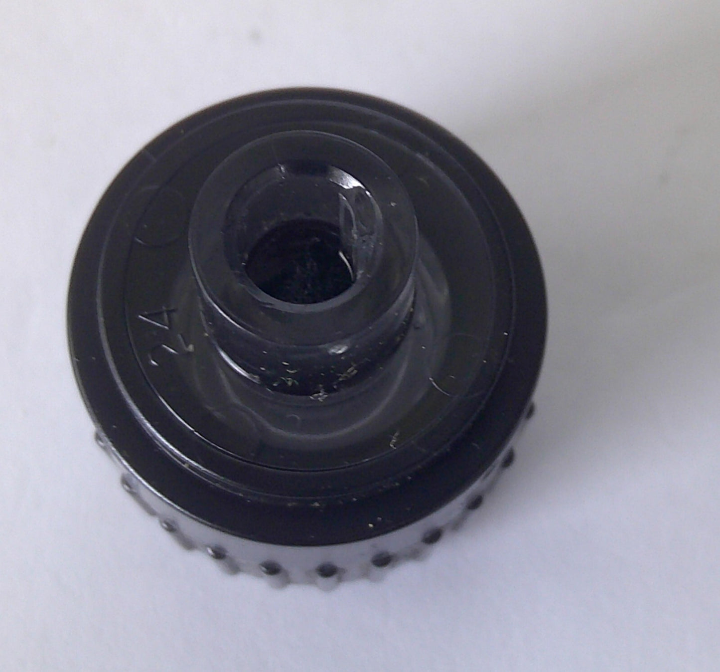 2001 - 2005 CHEVY IMPALA  RADIO STEREO CONTROL KNOB SET OEM - RarePartsFinder.Com