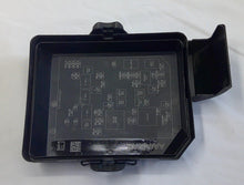 06 - 16 Chevy Impala Under Hood Fuse Relay Box Cover Lid  13574057-03  B7