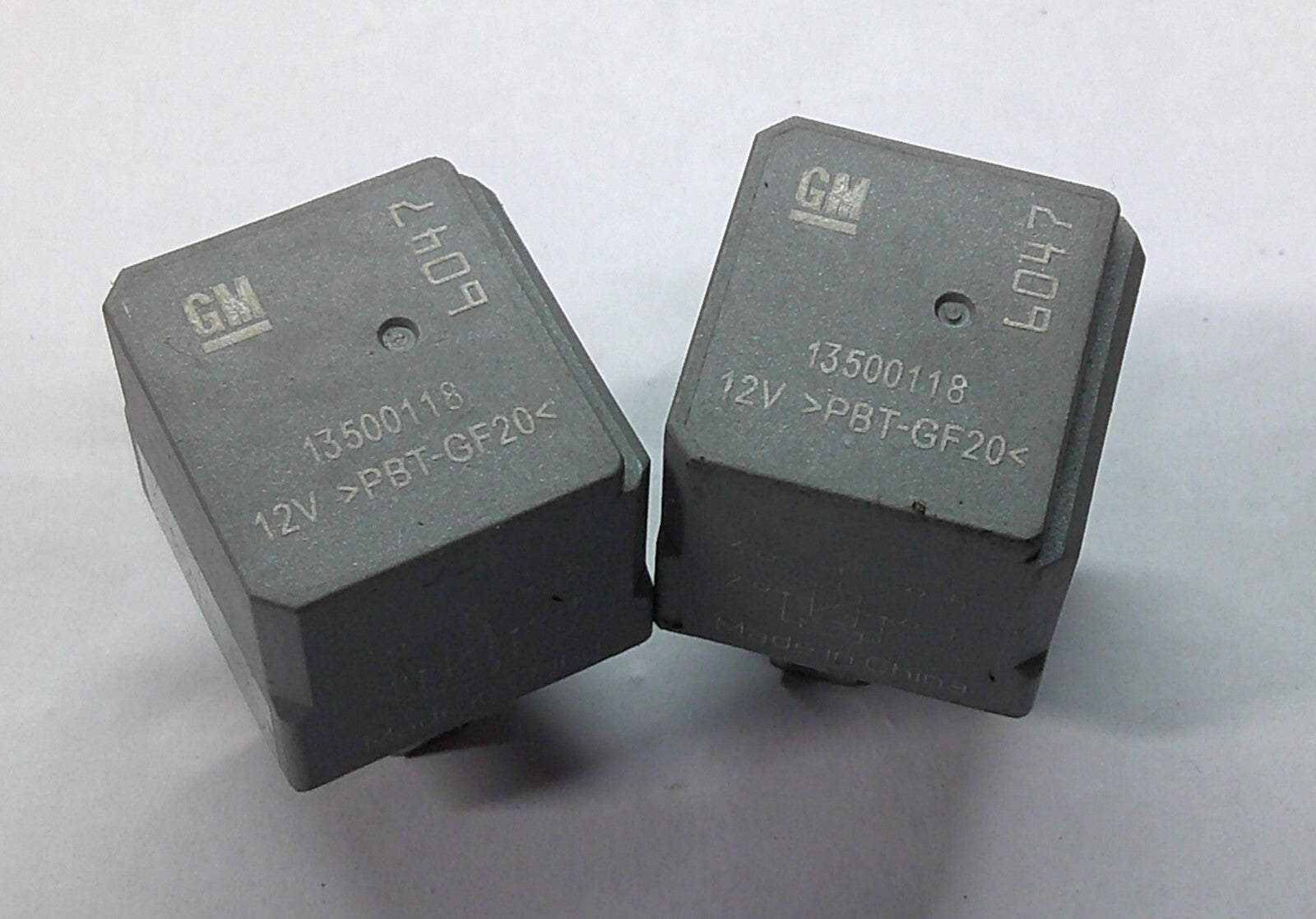 GM OEM 13500118 6047 RELAY SET  1 WARRANTY TESTED  GM2