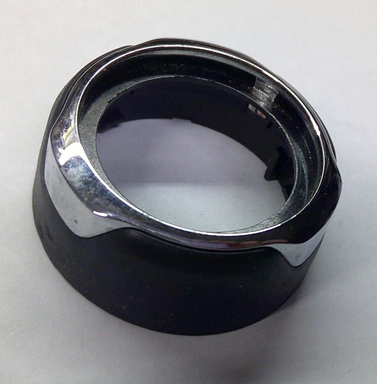 2014 - 2017 FORD FUSION STEREO TUNER RADIO OUTER KNOB RING OEM FACTORY - RarePartsFinder.Com