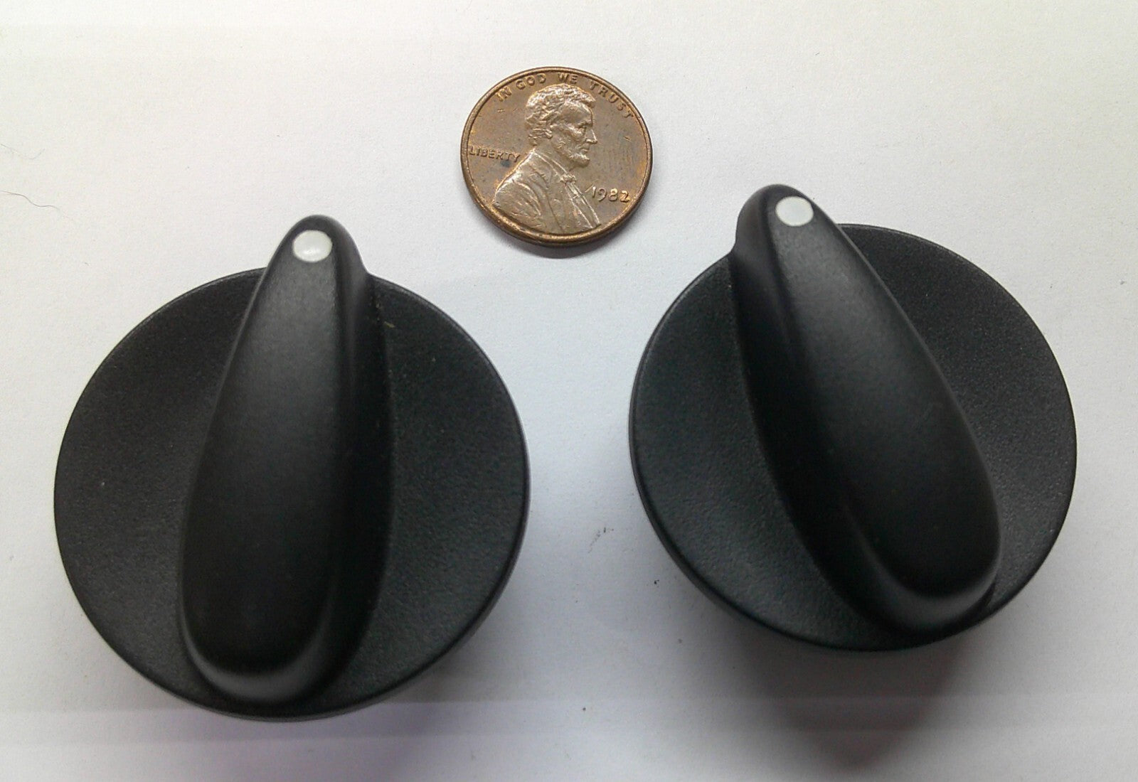 00 - 05 SATURN L SERIES OEM AC HEATER CLIMATE CONTROL KNOB SET OEM FREE SHIPPING