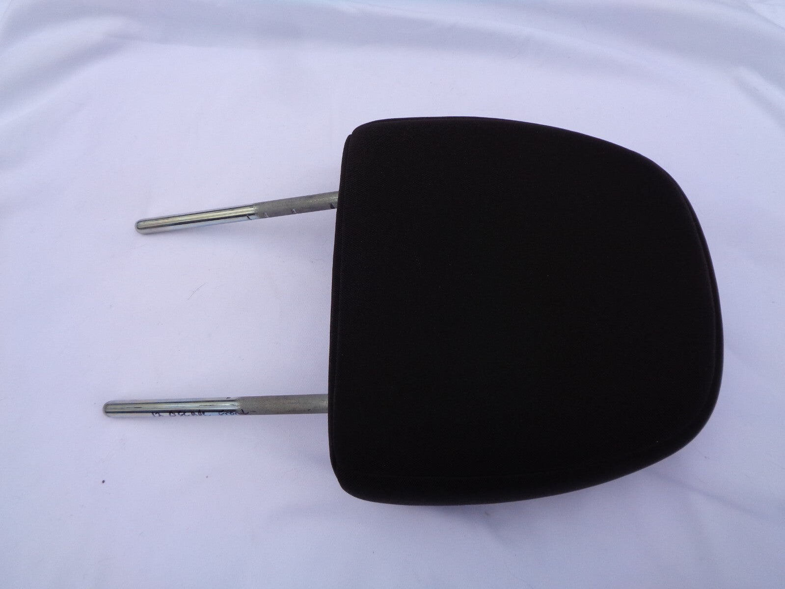 2011 - 2012 FORD ESCAPE FRONT L R SEAT HEADREST BLACK CLOTH GOOD CONDITION R1 - RarePartsFinder.Com