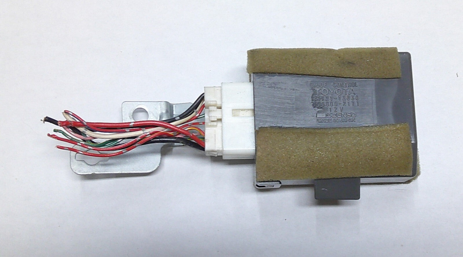 1993 - 1997 Toyota Corolla Sunroof Relay Sliding Sunroof Module 85921-12030 A17