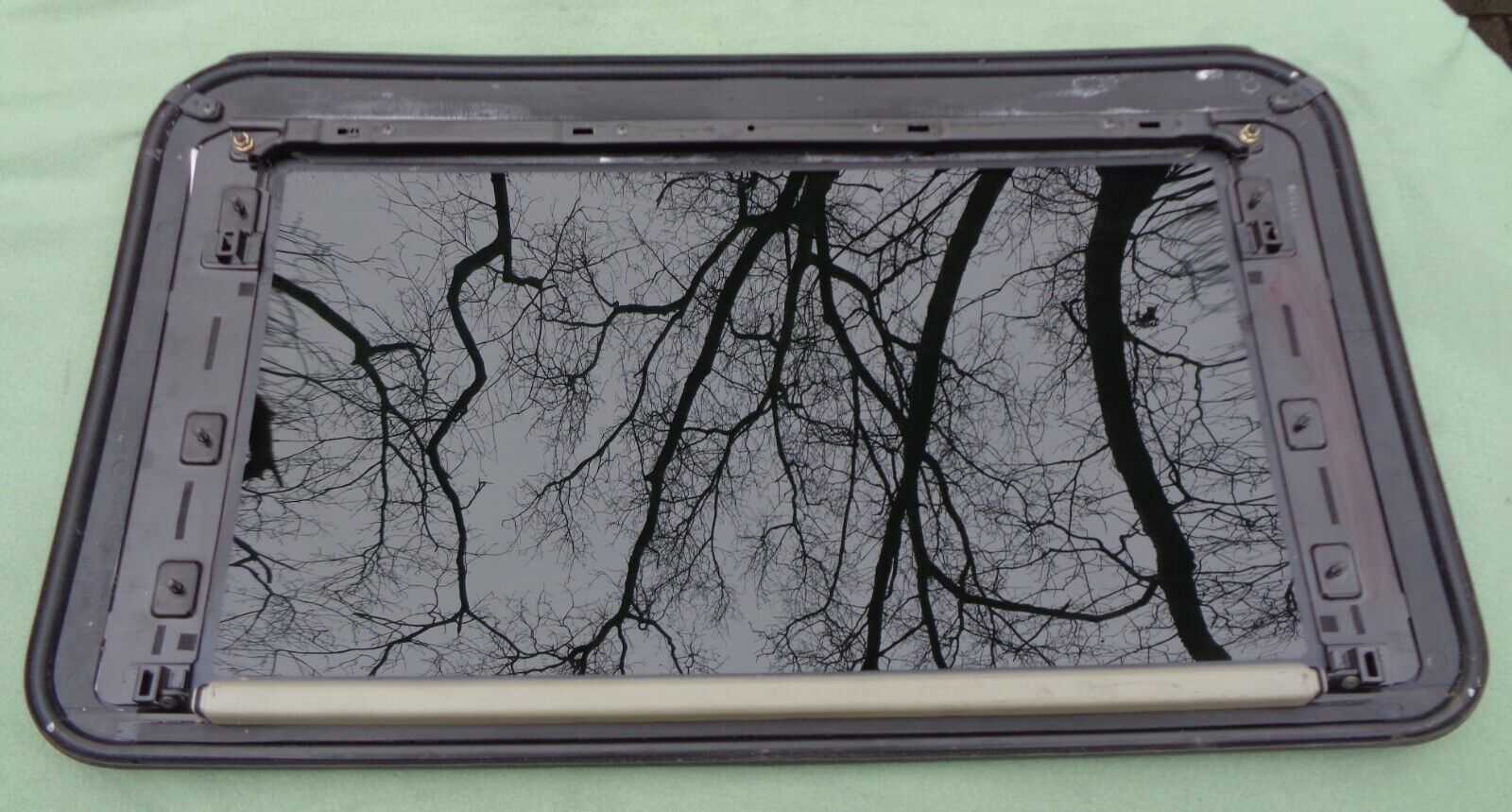 1997 - 2000 TOYOTA RAV4 OEM FACTORY SUNROOF GLASS PANEL FREE SHIPPING! - RarePartsFinder.Com