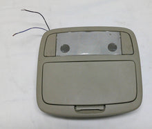 2000 - 2002 MAZDA 626 OVERHEAD MAP DOME LIGHT ROOF OEM BEIGE B2