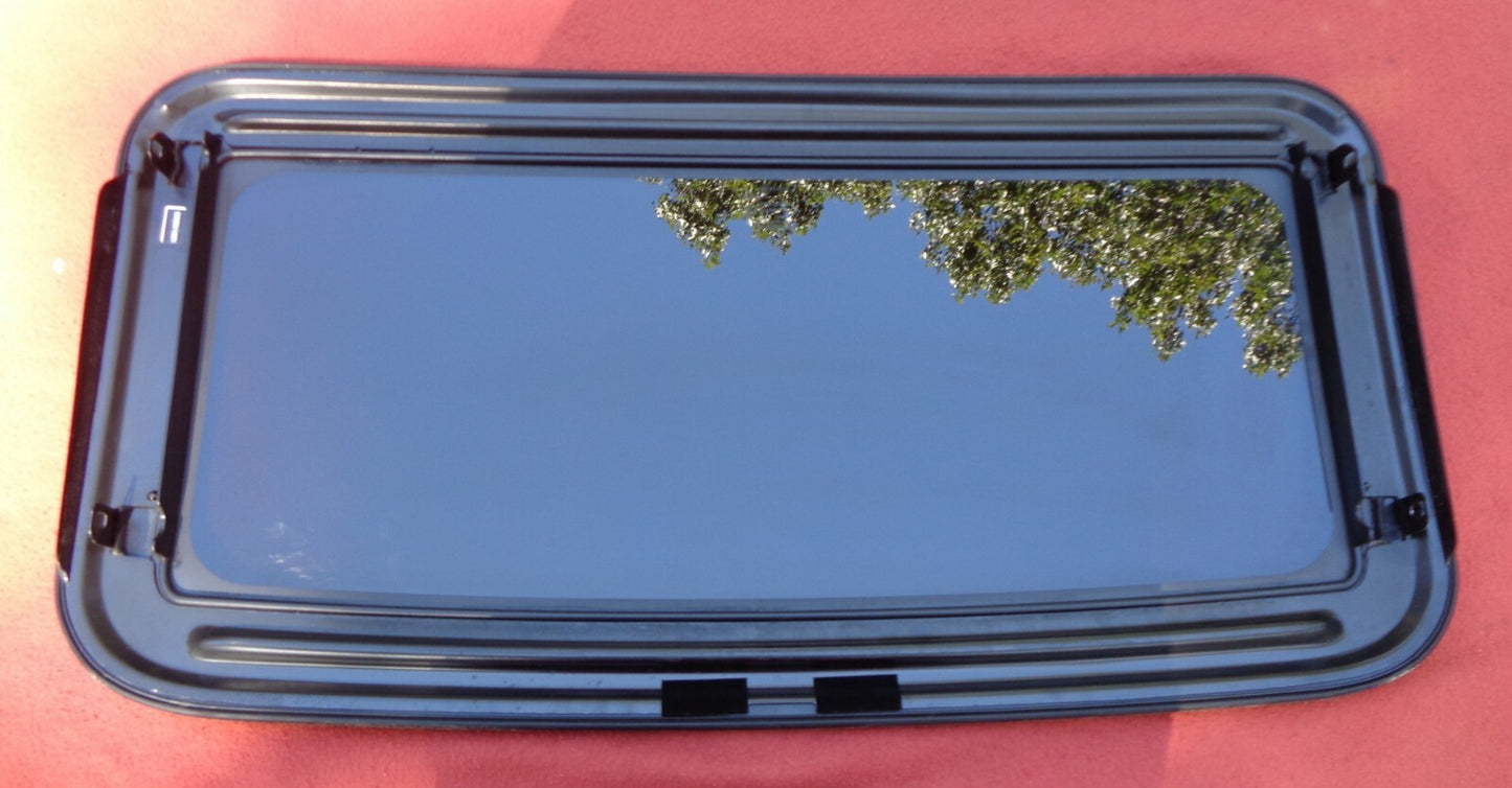 2011 JEEP COMPASS YEAR SPECIFIC SUNROOF GLASS NO ACCIDENT OEM FREE SHIPPING
