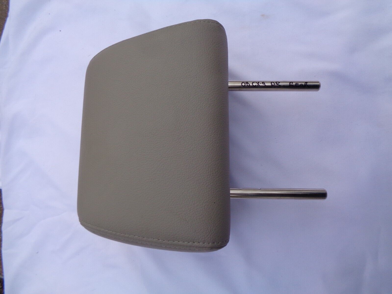 2007 - 2015 MAZDA CX-9 REAR DRIVER SEAT GRAY HEADREST HEAD REST FREE SHIPPING R2