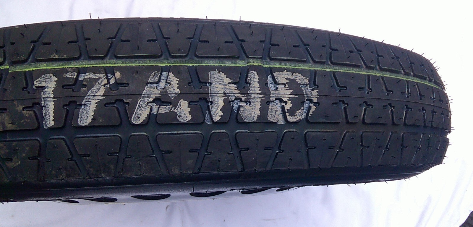 NEW Mercedes Benz ML350 Emergency Spare Tire Wheel Donut 164-400-01-02 OEM