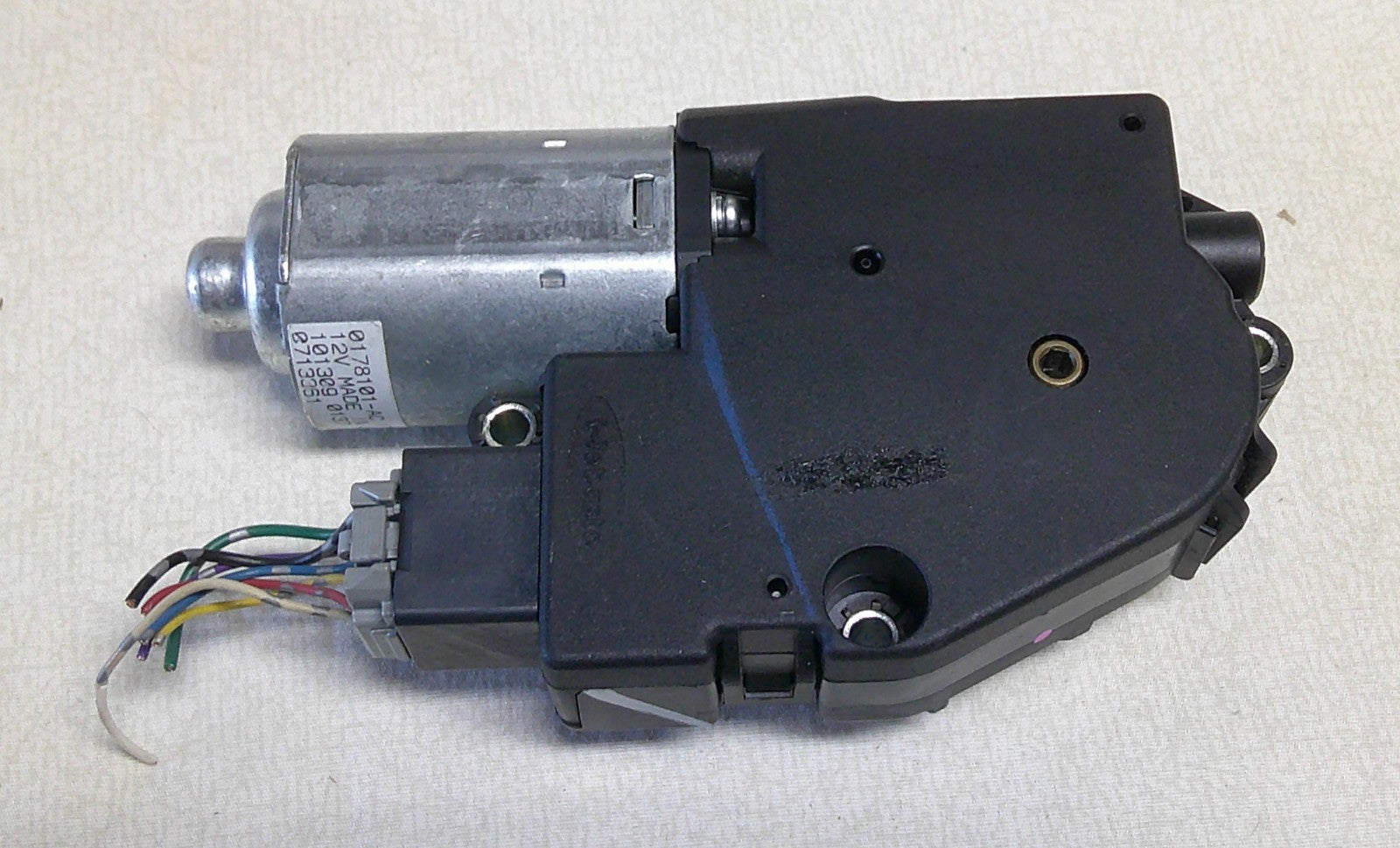 2009 - 2015 HONDA PILOT OEM SUNROOF MOTOR 70450-SZA-A12  SM4