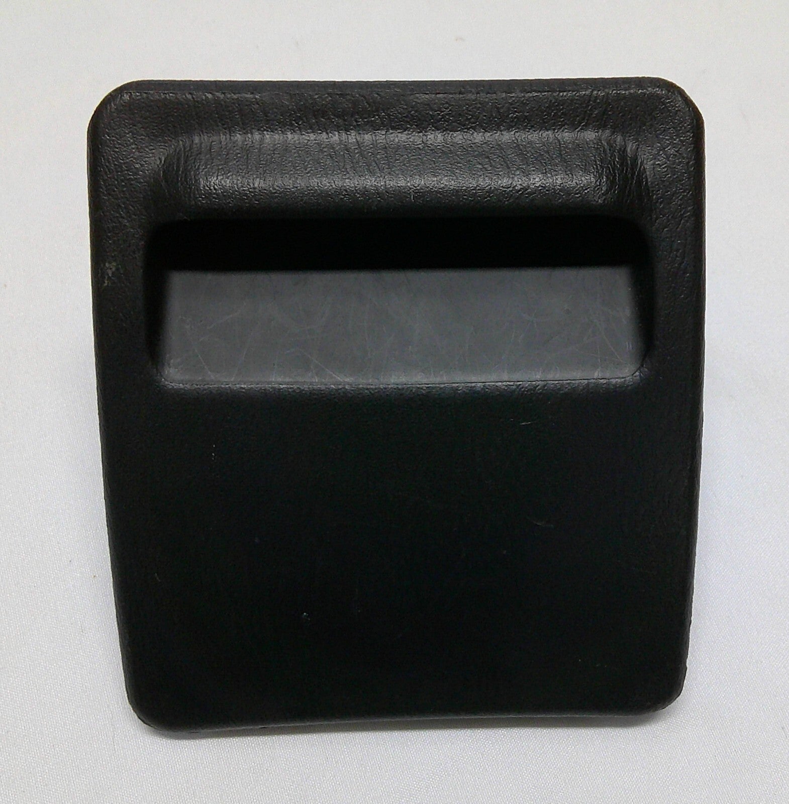 06 07 Subaru Impreza WRX STI Fuse Cover Lid Coin Black 66170FE000OE B4 - RarePartsFinder.Com