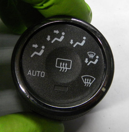 2007 - 2011 Buick Lucerne Climate Control Heater A/C Knob OEM 15892086