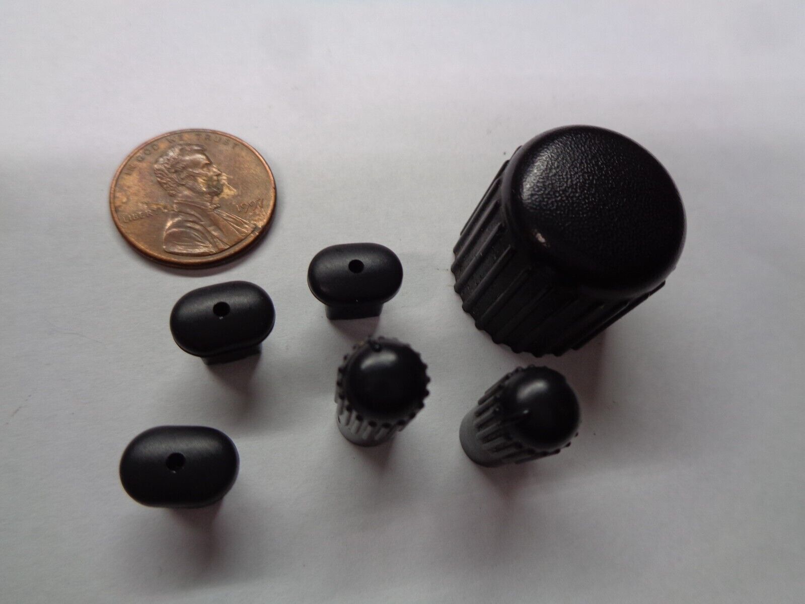 2001 CHRYSLER PT CRUISER RADIO STEREO TUNER KNOB OEM SET FREE SHIPPING! - RarePartsFinder.Com