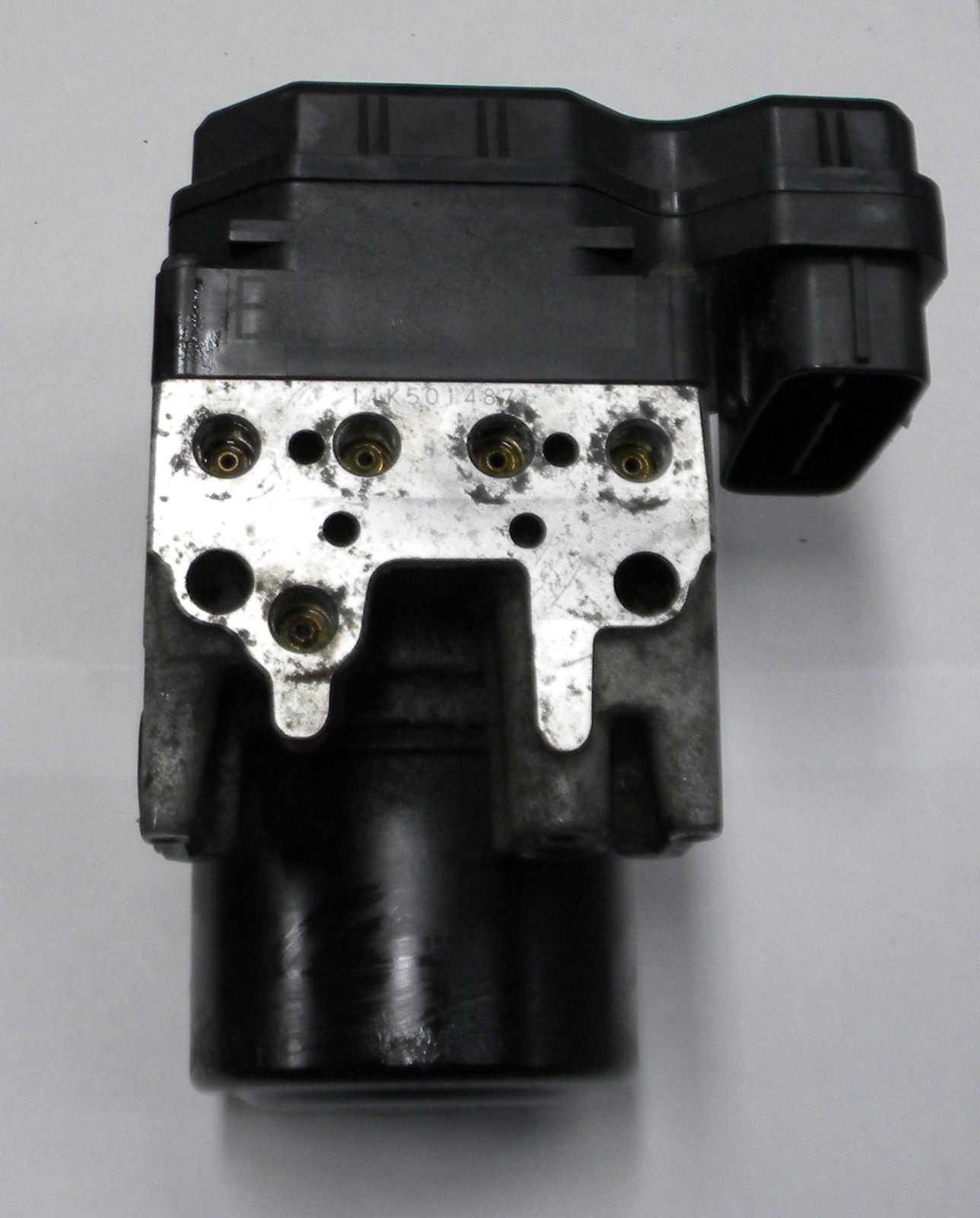 09 10 Toyota Sienna ABS Anti-Lock Brake Pump Control 44540-08101 89541-08150 M13