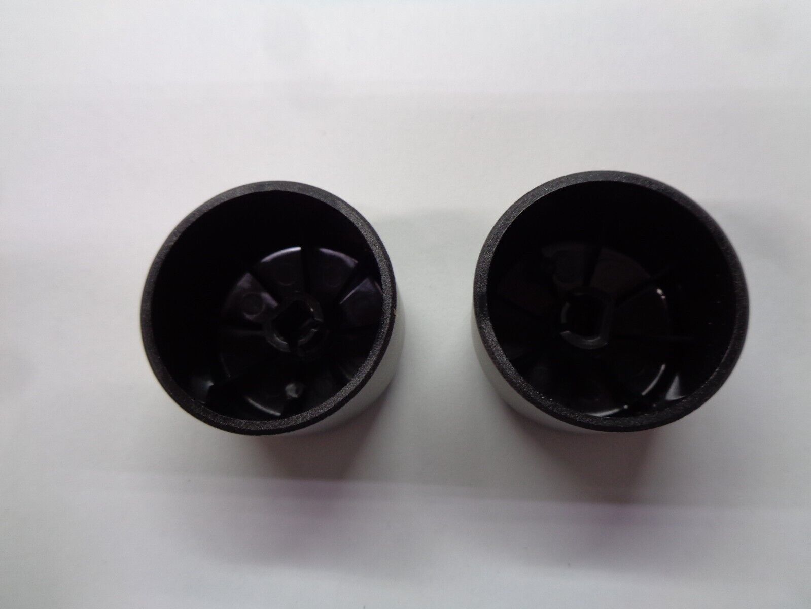 2007 - 2011 TOYOTA CAMRY RADIO STEREO TUNER KNOB SET GENUINE OEM FREE SHIPPING! - RarePartsFinder.Com