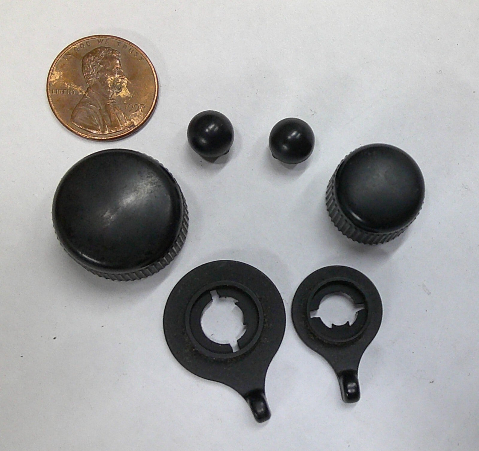 96 - 00 JEEP CHEROKEE RADIO STEREO TUNER SELECTOR KNOB OEM SET