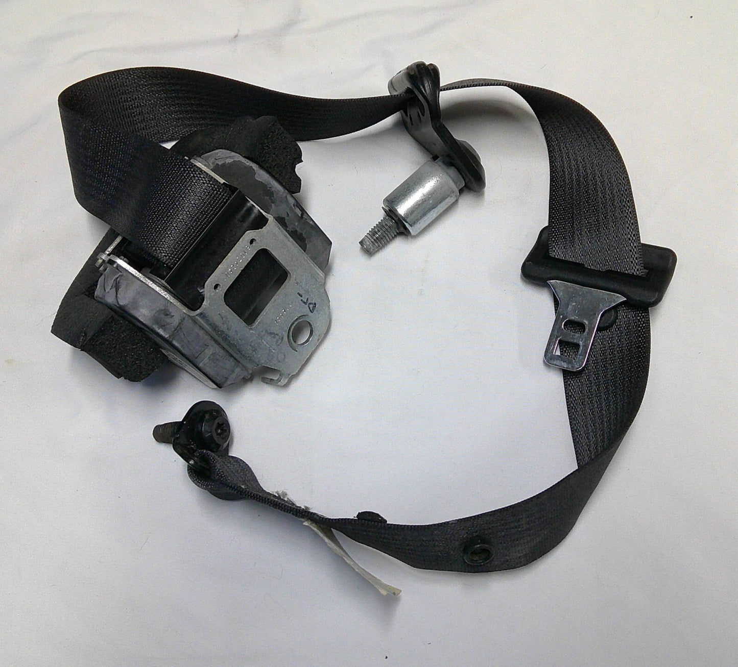 Escape Mariner Rear Left Driver Side Seat Belt Black OEM AL8Z-78611B69-BC