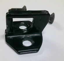 FORD EDGE MKX DOOR STRIKER w/ BOLTS 7T4Z-7822008-B OEM  A17