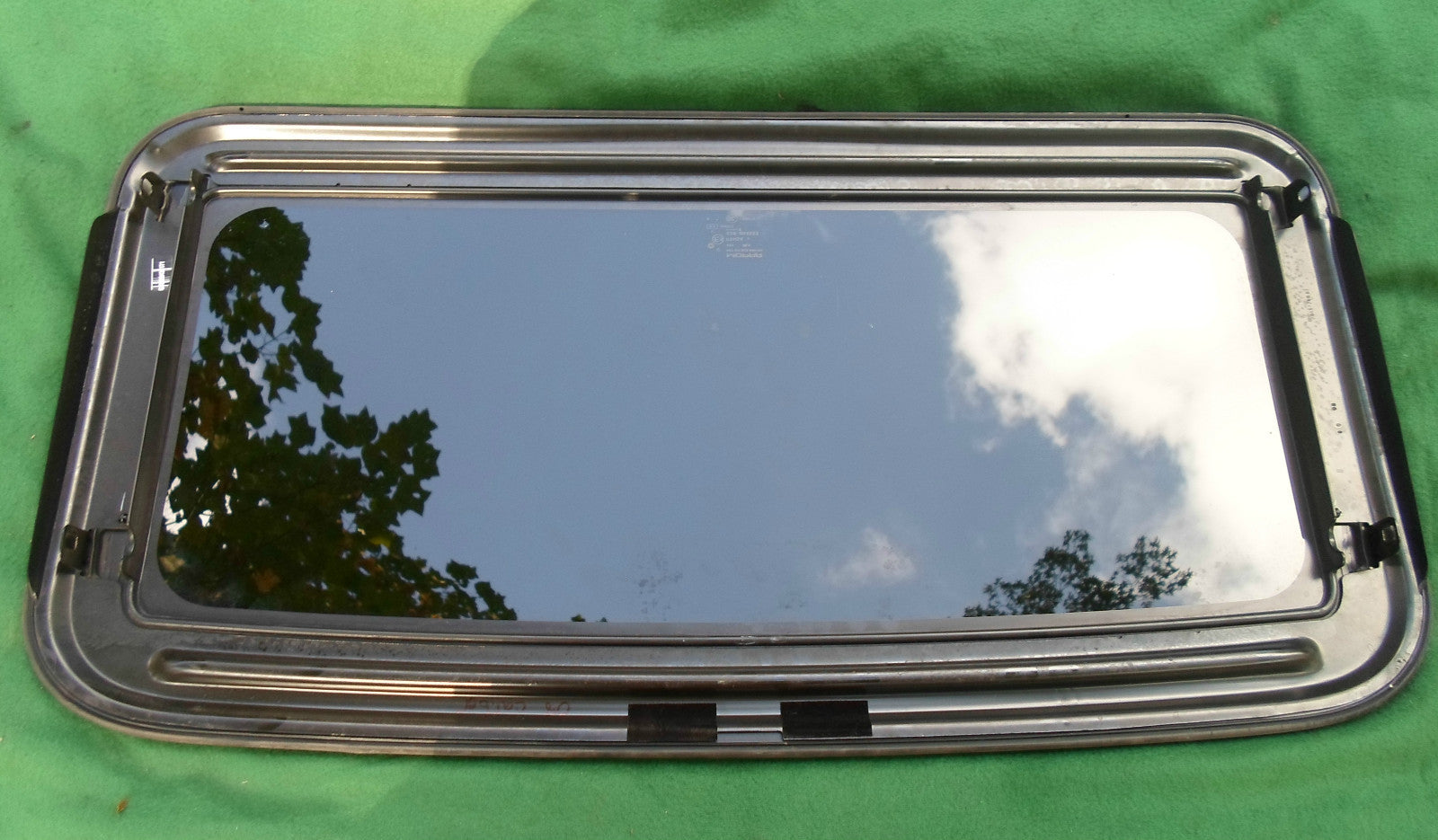 2010 DODGE JOURNEY YEAR SPECIFIC OEM FACTORY SUNROOF GLASS FREE SHIPPING! - RarePartsFinder.Com