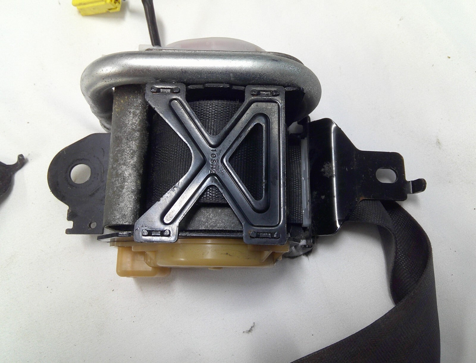 09 - 10 Acura TSX Sedan Front Left Driver Seat Belt Black OEM 04818-TL2-A00ZA - RarePartsFinder.Com