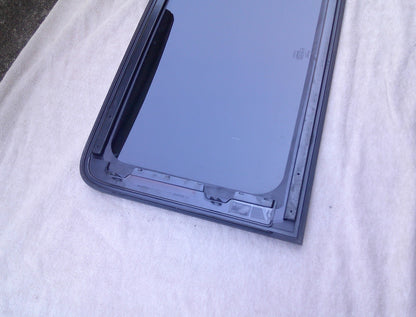 11 - 18 FORD EXPLORER FRONT OEM FACTORY SUNROOF GLASS BB5Z-78500A18-A