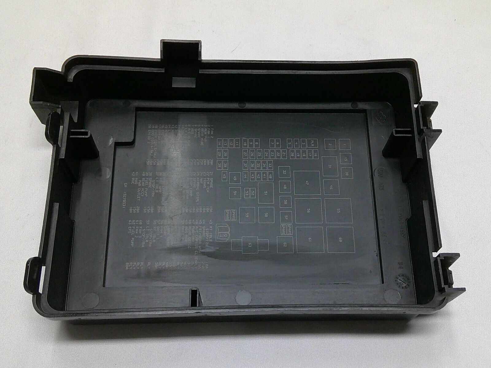 2007 - 2008 CHEVY EQUINOX GMC TERRAIN FUSE RELAY COVER LID 15278531 B8 - RarePartsFinder.Com