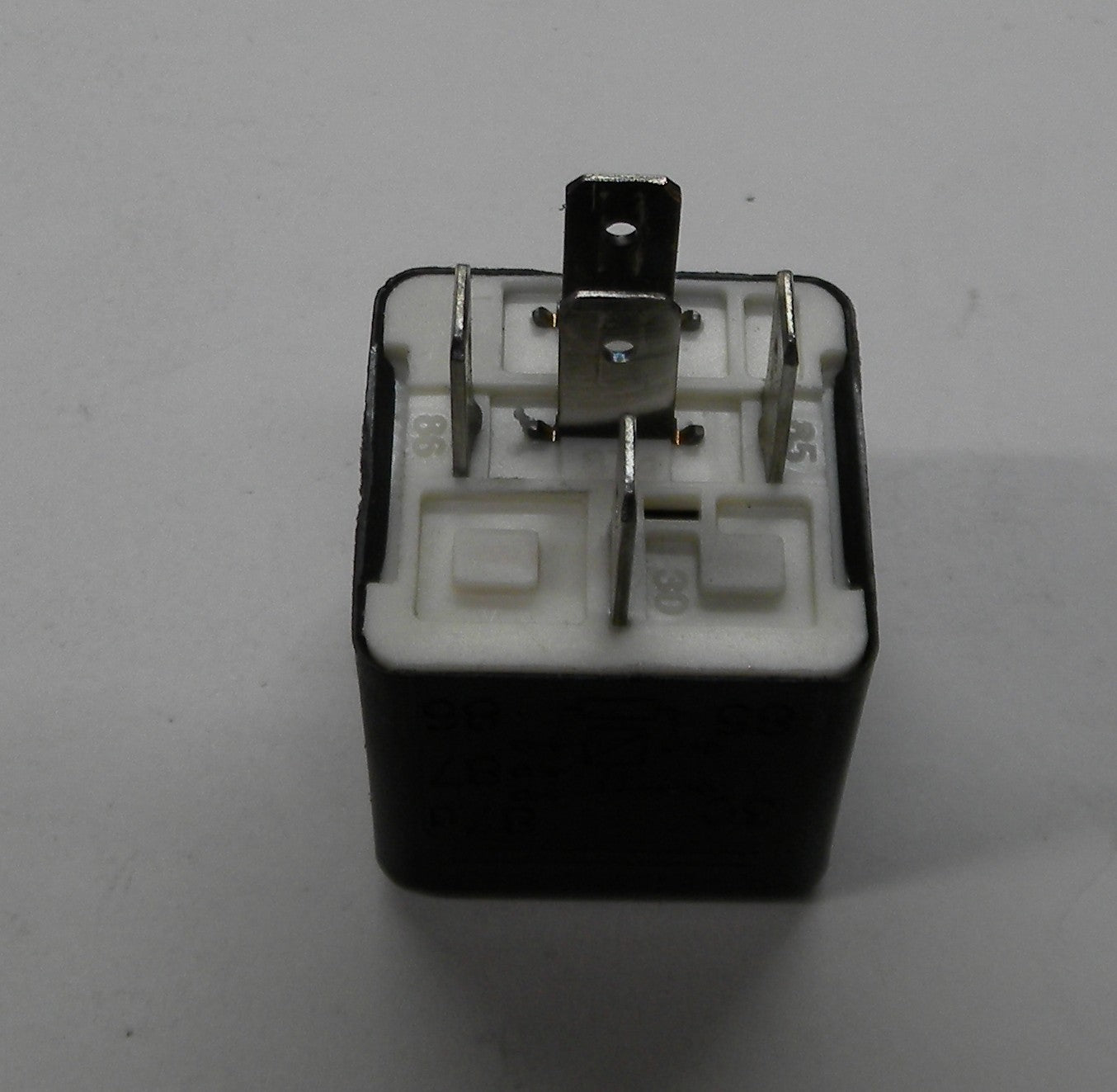 USA SELLER FORD OEM F80B-14B192-AA  RELAY TESTED 1 YEAR WARRANTY F1