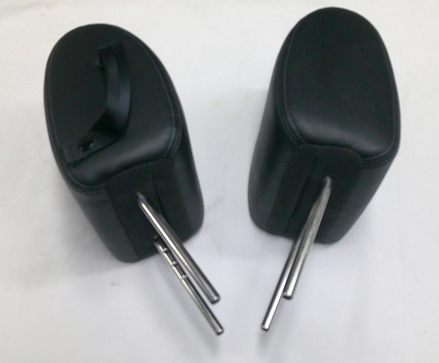 11 - 12 MAZDA CX-7 CX7 REAR 2ND ROW SEAT HEADREST LEATHER BLACK EJ63-88-240-02 - RarePartsFinder.Com