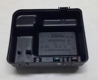 2005 - 2010 Scion TC Engine Compartment Fuse Relay Box Cover Lid 82662-21050 R2